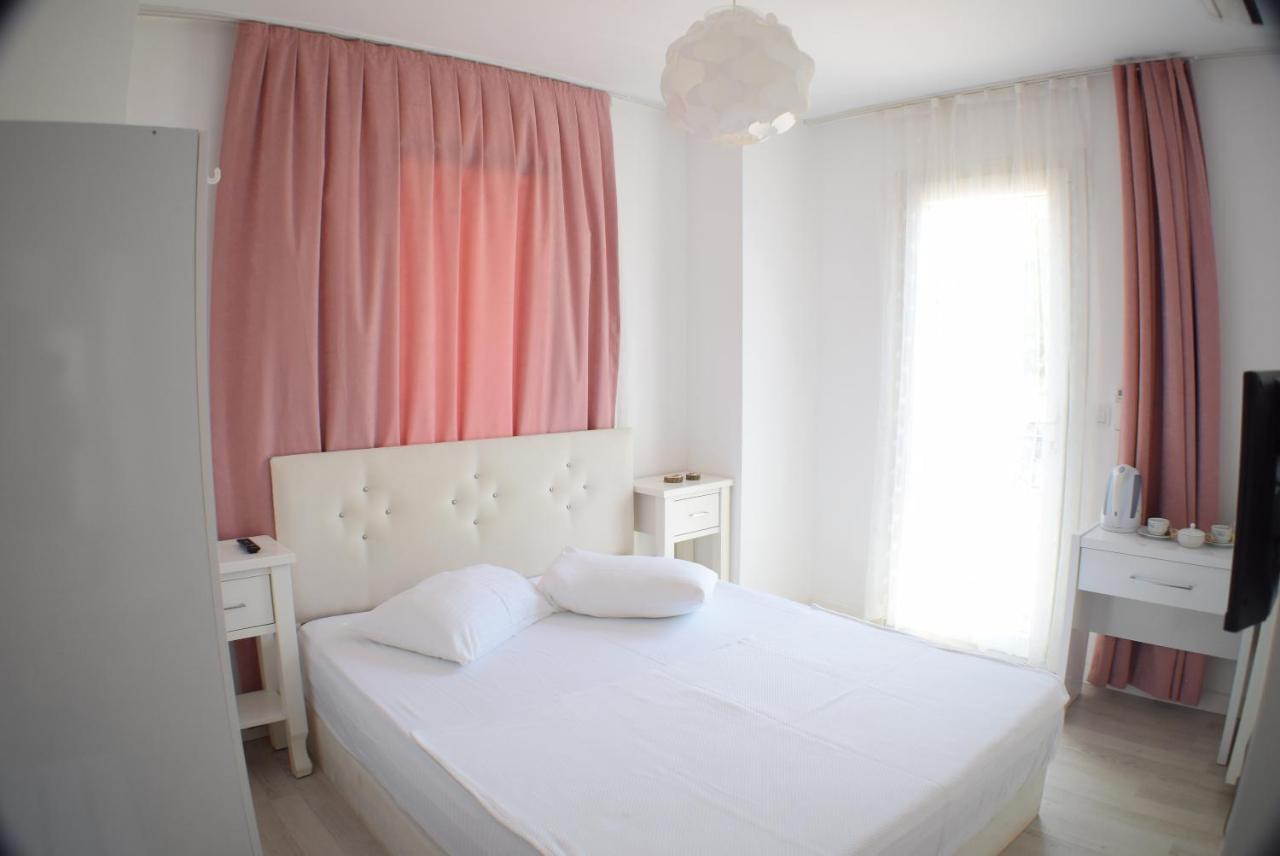 Forever Alacati Boutique Hotel (Adults Only) Exterior photo
